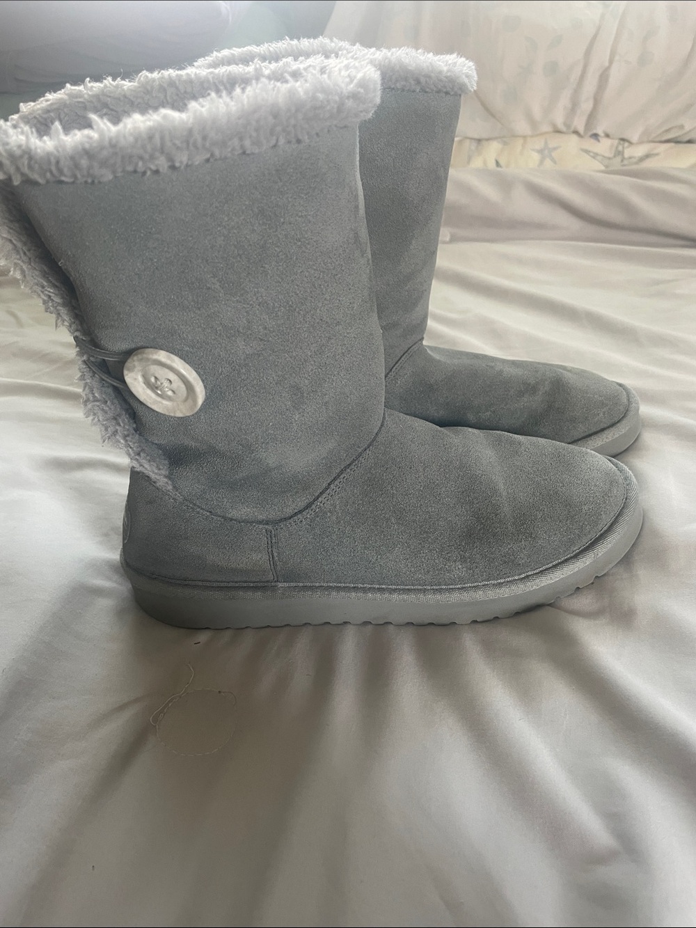 Koolaburra by Ugg grey Bailey button boot